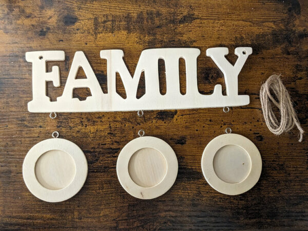 299f15_17db370fddf24b1bbeb804ee5399a247~mv2 Porte photos "Familly"