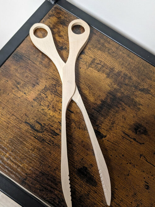 Pince ciseaux à salade