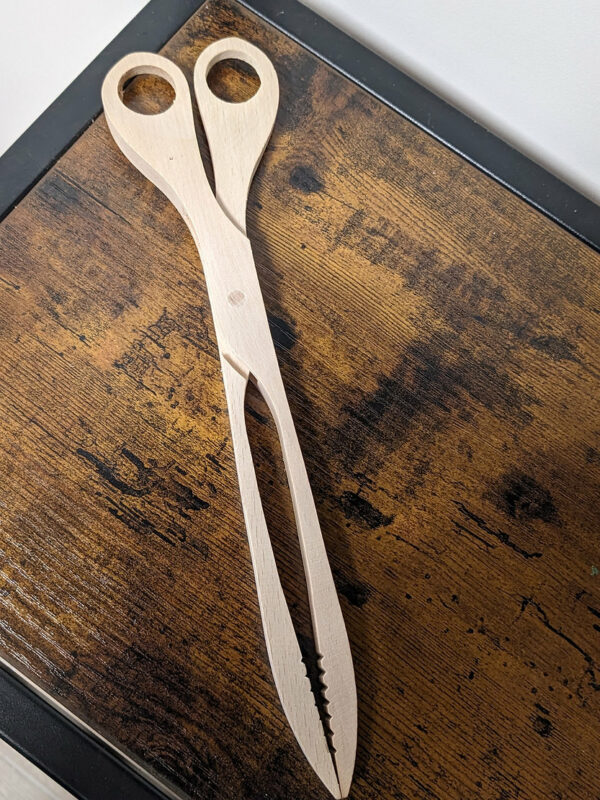 Pince ciseaux à salade